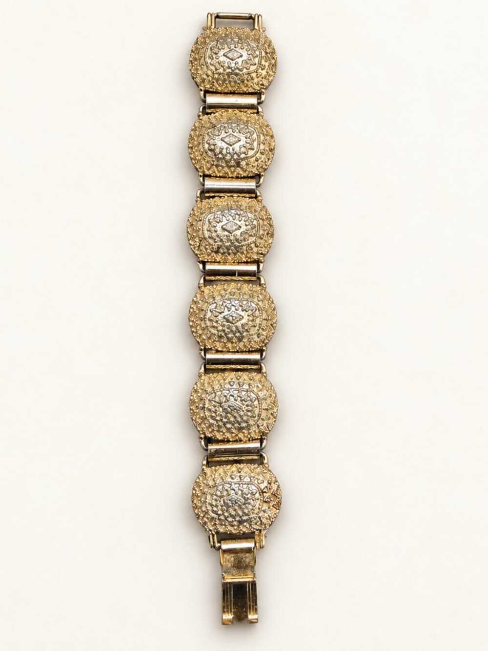 Vintage Lisa Jewels Co Signed Gold Tone 6 Panel Bracelet